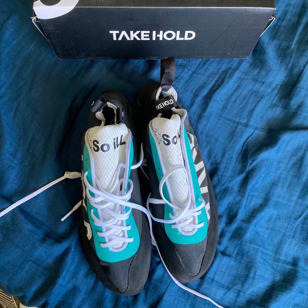 soill climbing shoes size 12